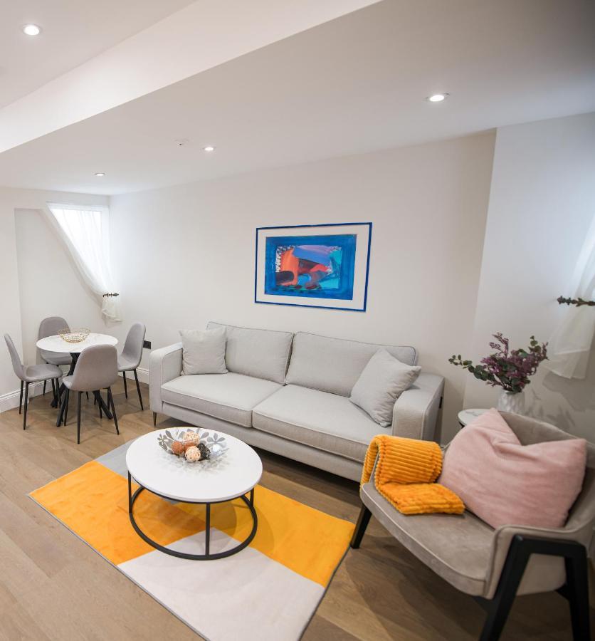 런던 Ealing Residency 아파트 호텔 외부 사진