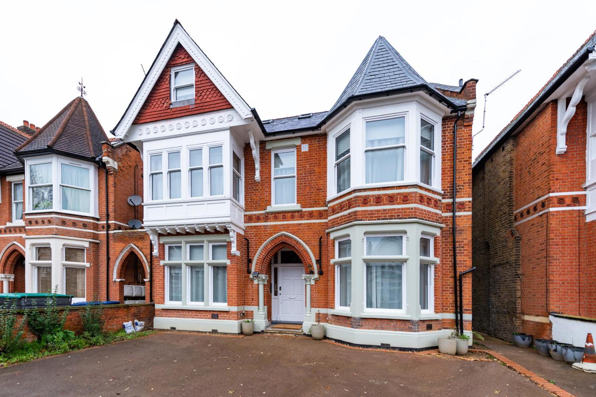런던 Ealing Residency 아파트 호텔 외부 사진