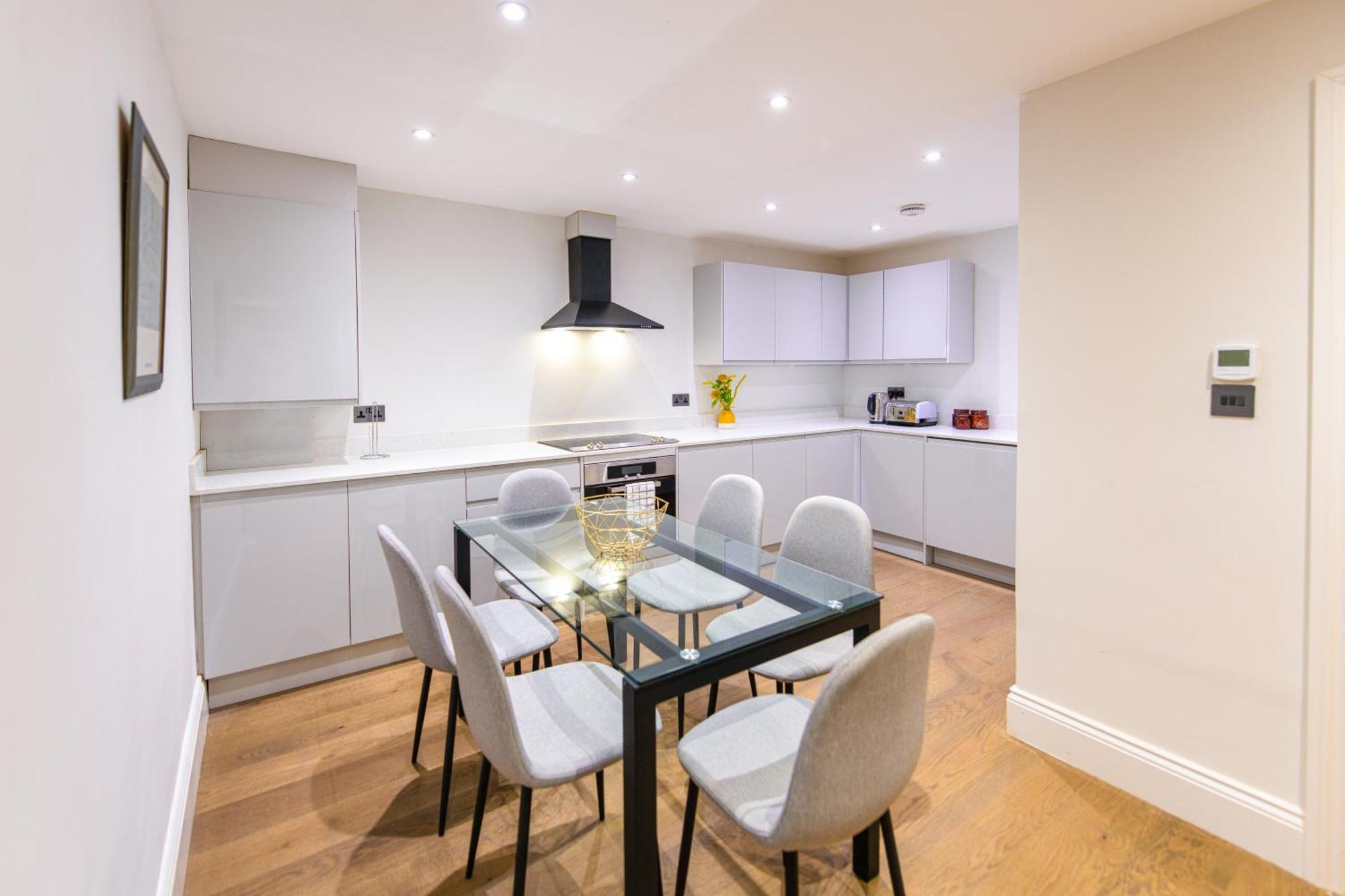 런던 Ealing Residency 아파트 호텔 외부 사진