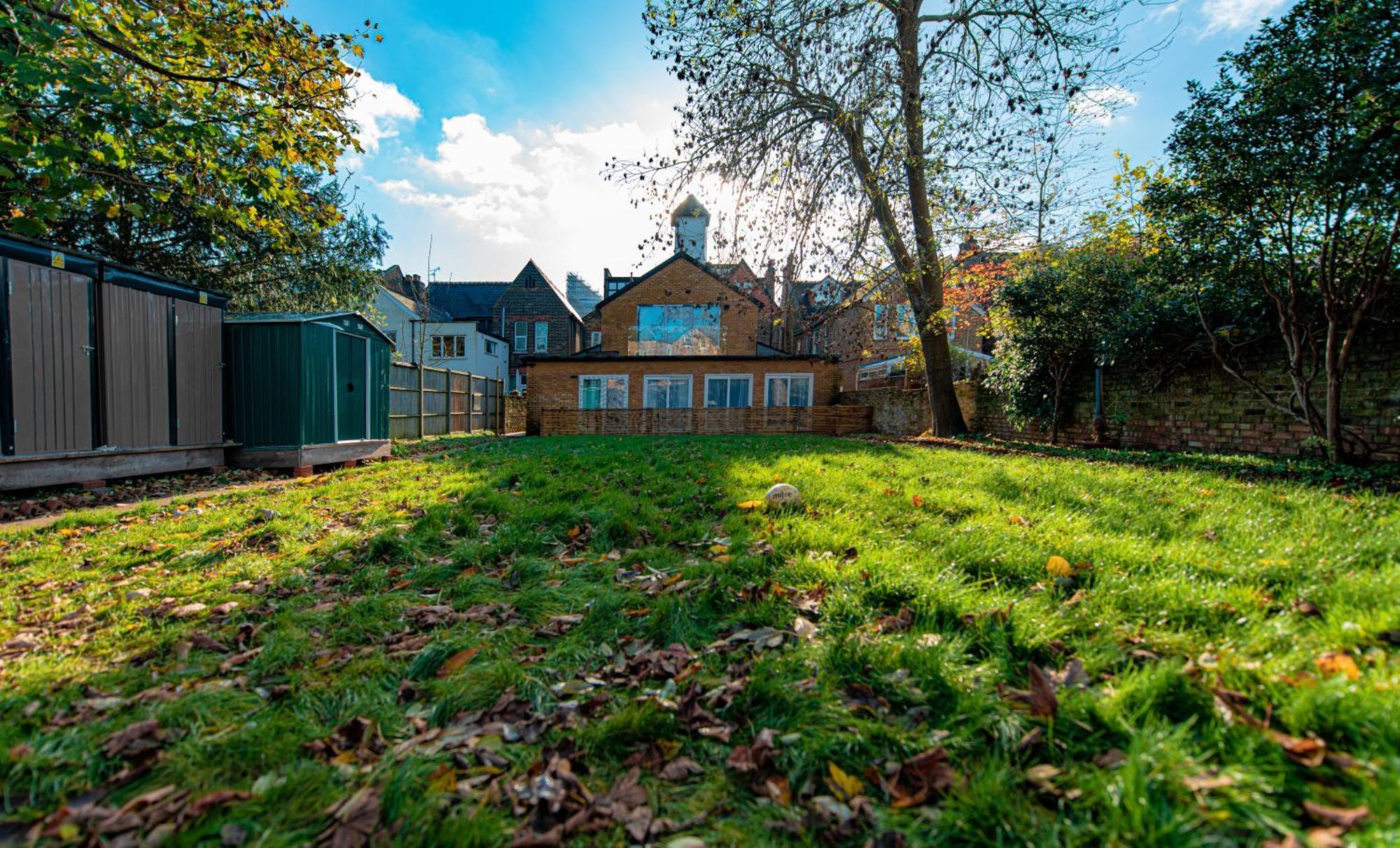 런던 Ealing Residency 아파트 호텔 외부 사진